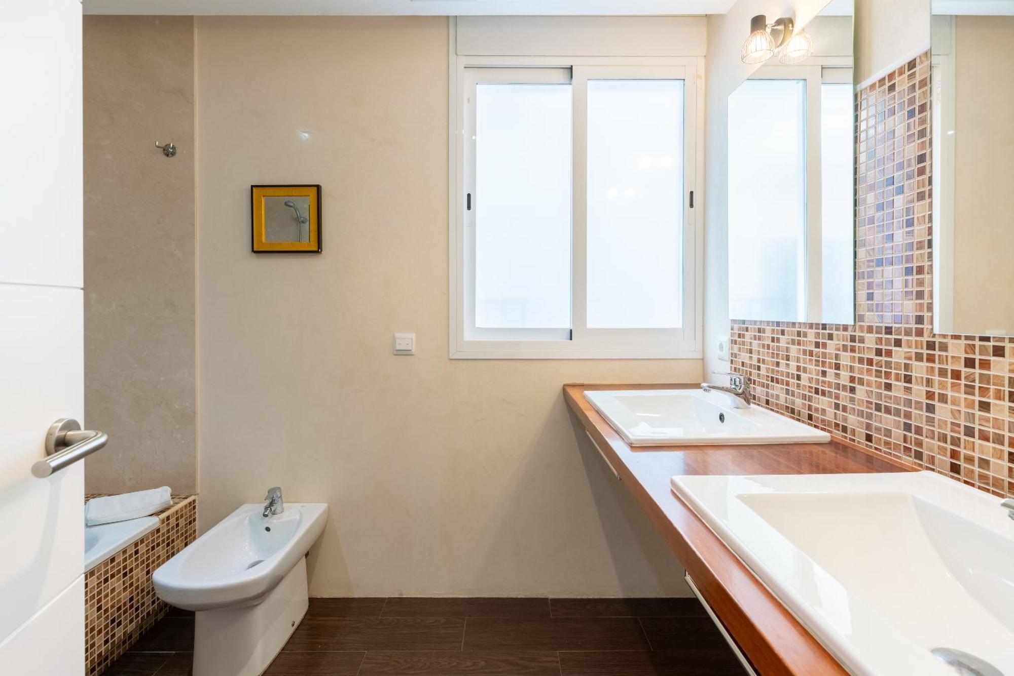 Veoapartment Alhondiga Segundo Seville Ngoại thất bức ảnh